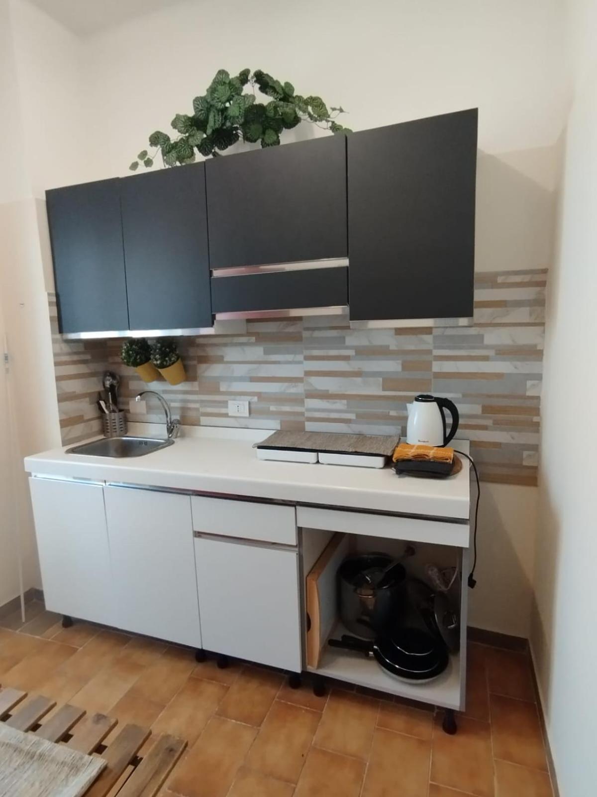 Principe Amedeo 403 Apartment Bari Luaran gambar