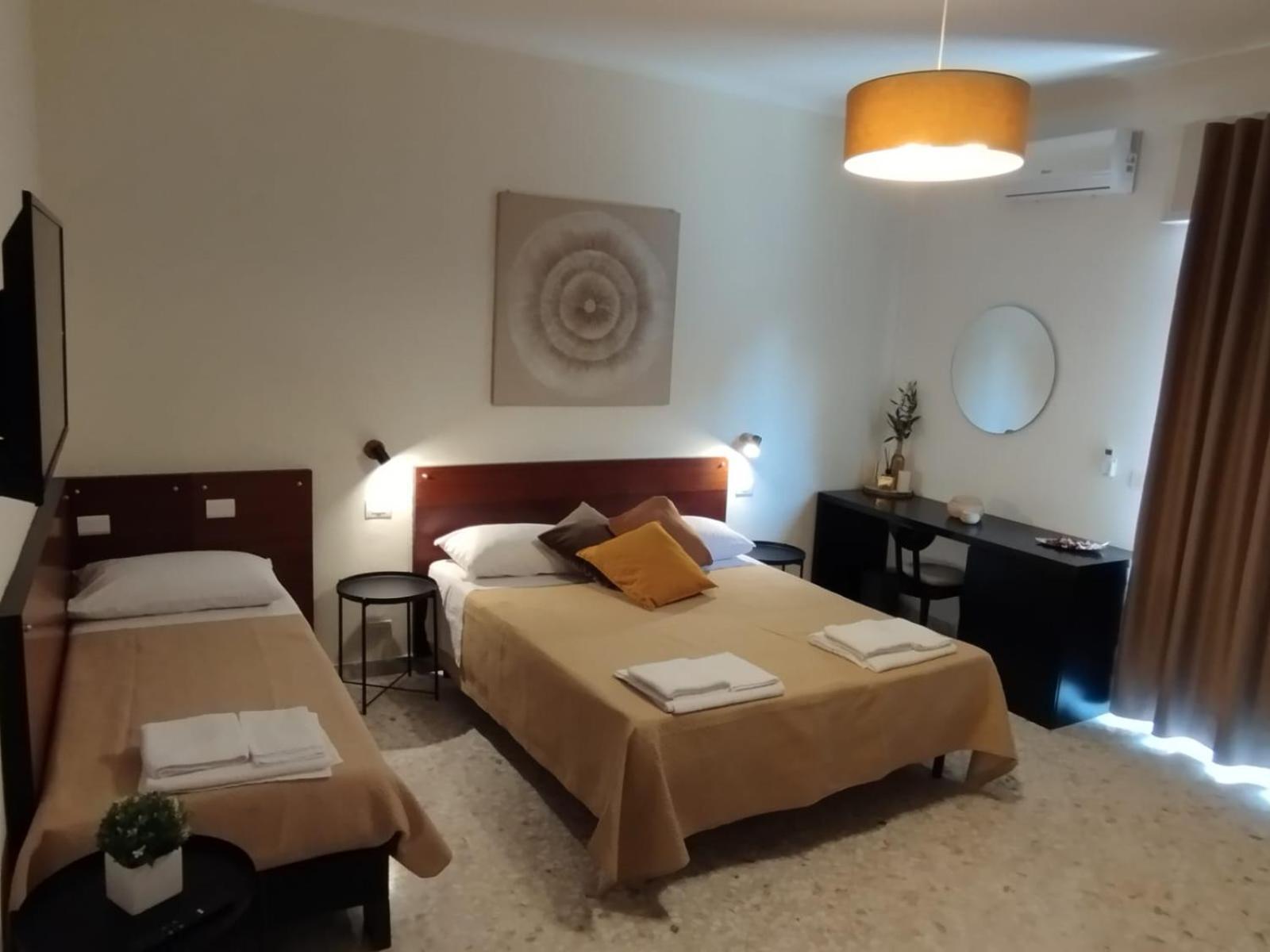 Principe Amedeo 403 Apartment Bari Luaran gambar